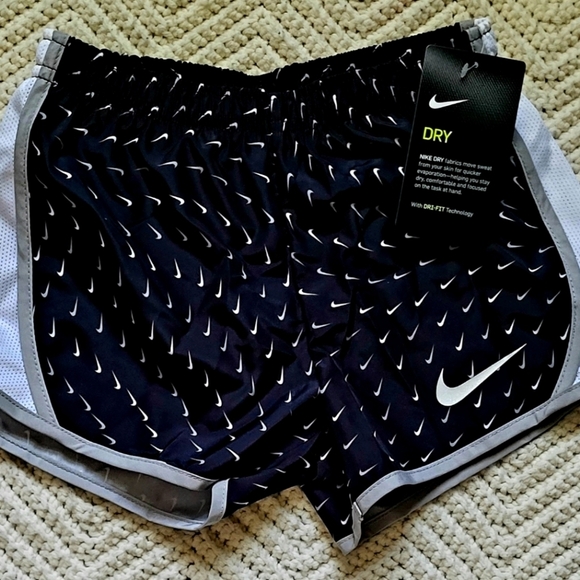 Nike Other - *NEW* - NWT - Nike DRI-FIT Girl Shorts - Size 6X (Ages 6-7)